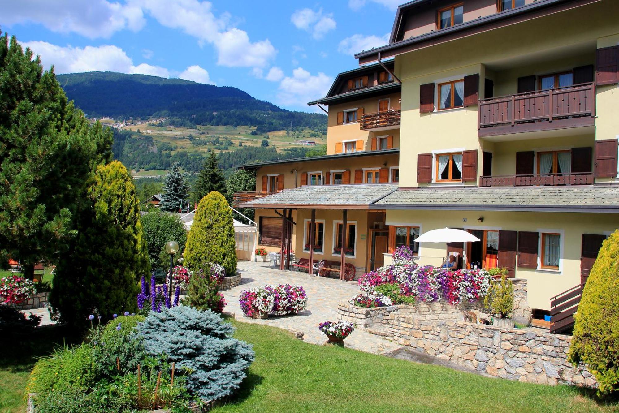 Hotel Meuble Sci Sport Bormio Exterior foto