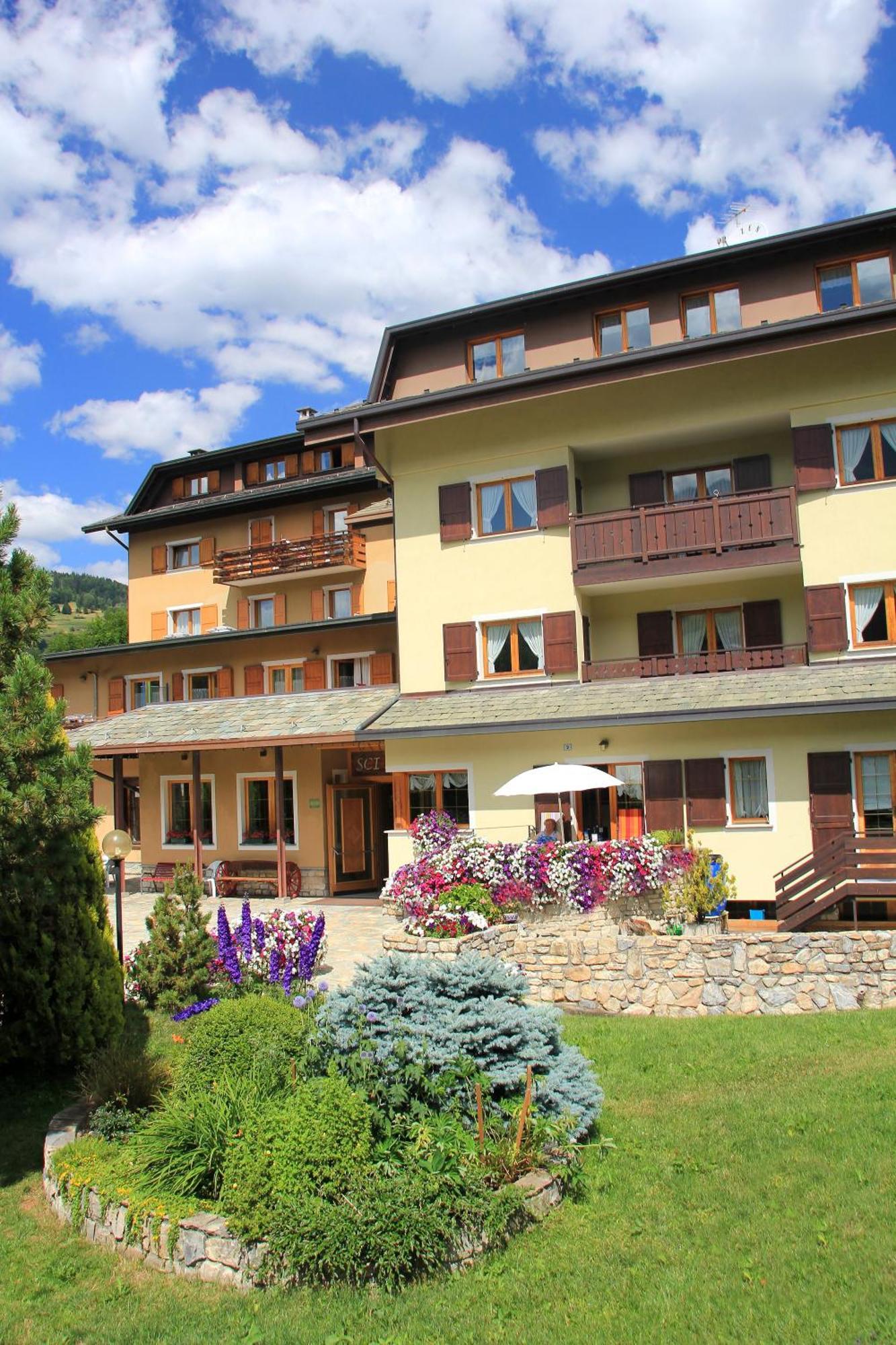 Hotel Meuble Sci Sport Bormio Exterior foto